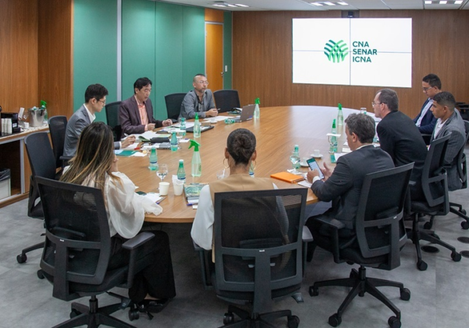 Visita pesquisadores japoneses