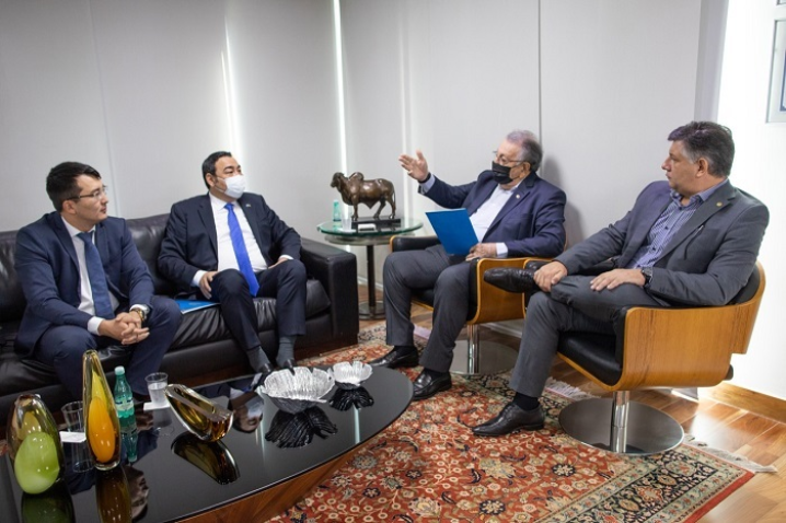 Embaixador cazaquisao