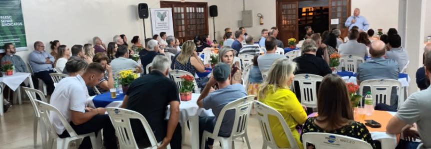 Sindicato Rural de Chapecó encerra atividades de 2022 com comemoração e homenagens