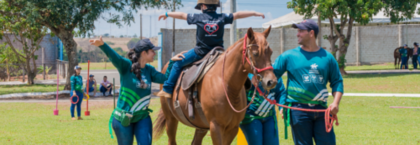 Senar Goiás oferece a Equoterapia em 36 Centros de Goiás