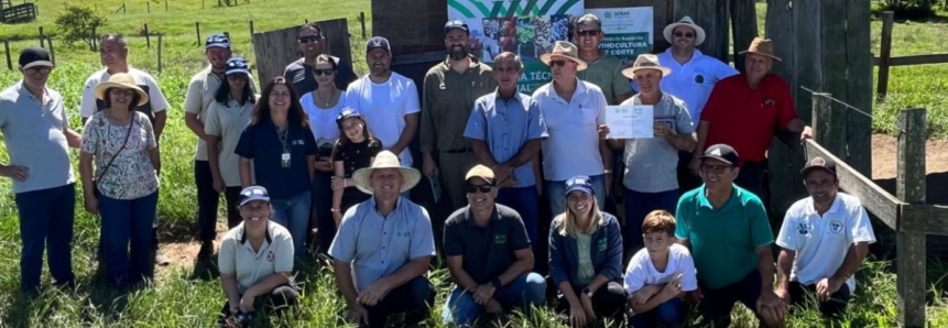 Produtores aperfeiçoam conhecimentos durante visita técnica em propriedade de gado de corte