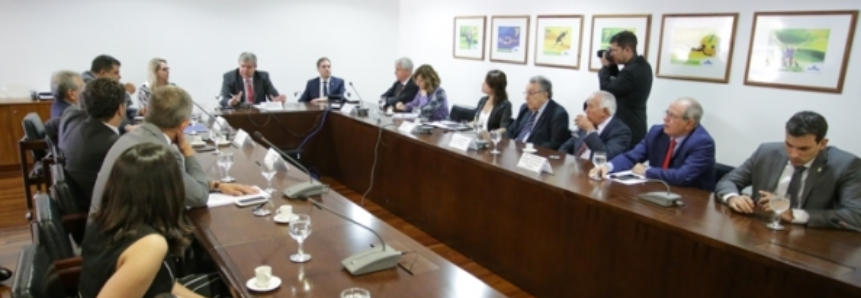 CNA e entidades empresariais discutem Reforma da Previdência com governo