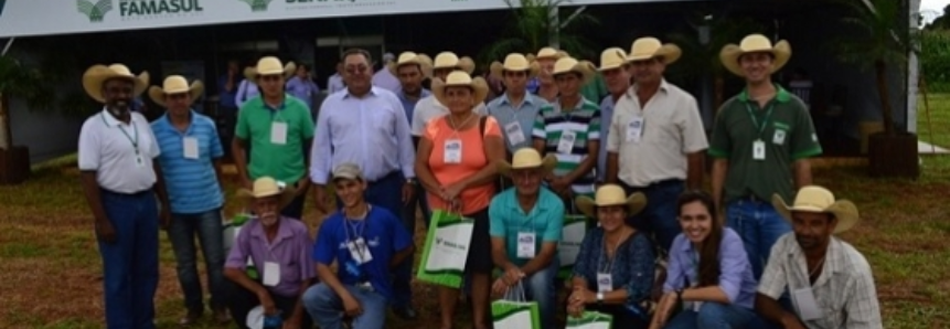 Produtores do programa Mais Leite participam da Dinapec 2016