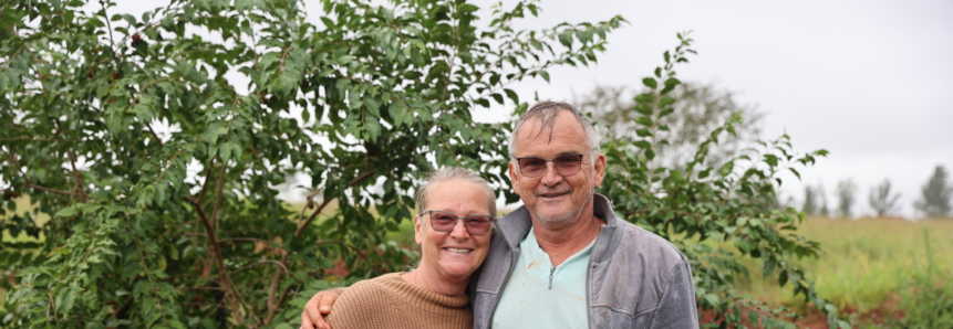 Casal troca a boleia do caminhão pela roça e transforma vida com apoio do Senar/MS