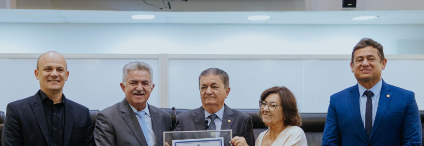 Presidente do Sistema FAEPA/ SENAR, Mário Borba, recebe título de Cidadão Paraibano em cerimônia emocionante, na Assembleia Legislativa
