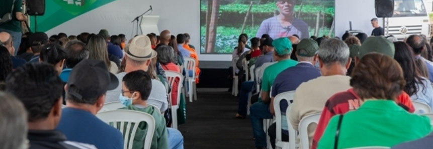 Emoção durante encerramento do SuperAção Brumadinho e anúncio de novas turmas